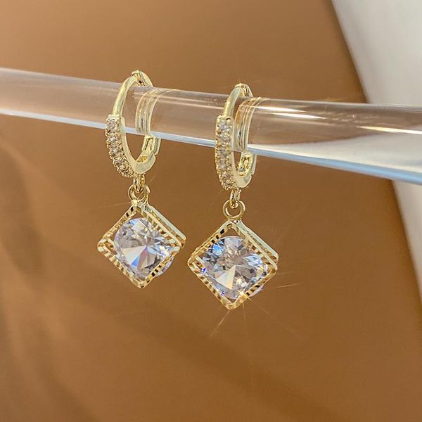 dangle & chandelier 2021 arrival crystal trendy simple square geometric earrings for women gold color metal party pendiente, Silver
dangle & chandelier 2021 arrival crystal trendy simple square geometric earrings for women gold color metal party pendiente, Silver
