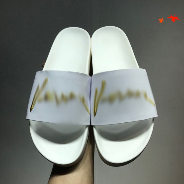 luxurys men slippers designer rubber slides sandal mens designers flat fashion shoes beach flip flops flower with box size 39-45 -g357, Black
luxurys men slippers designer rubber slides sandal mens designers flat fashion shoes beach flip flops flower with box size 39-45 -g357, Black