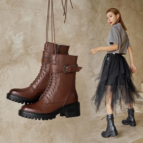 dress shoes 2021 spring and autumn style lace women's boots fashion belt buckle versatile leather chunky x498, Black
dress shoes 2021 spring and autumn style lace women's boots fashion belt buckle versatile leather chunky x498, Black