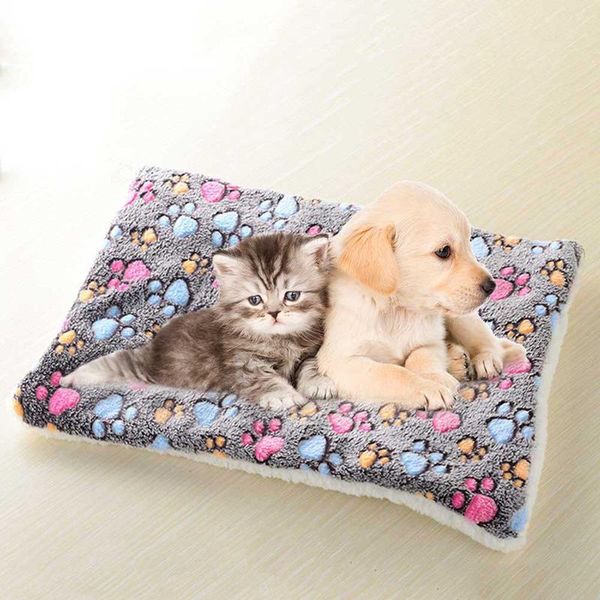 party favor puppy sleeping cover towel cushion for small medium large dogs soft flannel pet mat dog bed winter thicken warm cat blanket
party favor puppy sleeping cover towel cushion for small medium large dogs soft flannel pet mat dog bed winter thicken warm cat blanket
