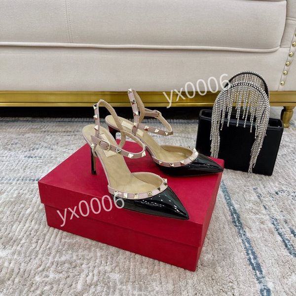 2022 luxury-women lug sole horsebit loafer shoes gold-toned embroidery bee slip on platfrom sneakers lady leather white black comfort yh2112, Red;white
2022 luxury-women lug sole horsebit loafer shoes gold-toned embroidery bee slip on platfrom sneakers lady leather white black comfort yh2112, Red;white