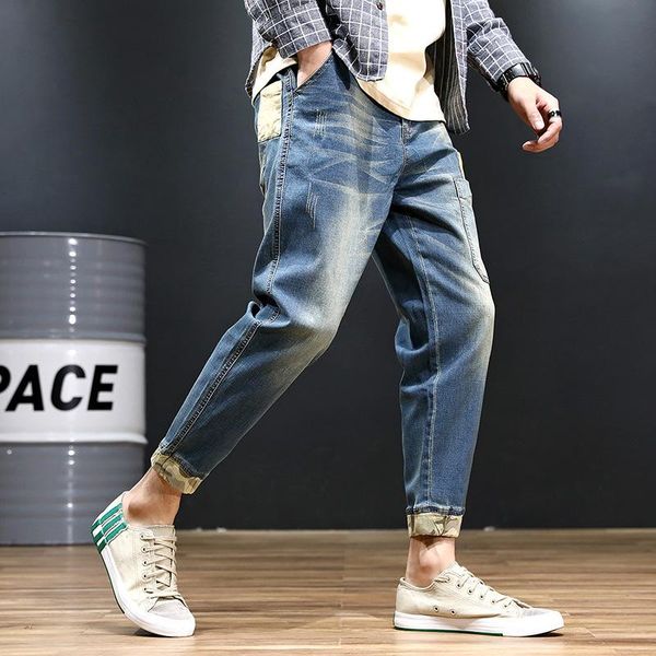 men's jeans summer ripped tide korean version paste cloth large size, thin nine points, Blue
men's jeans summer ripped tide korean version paste cloth large size, thin nine points, Blue