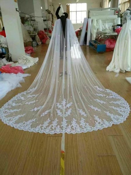 bridal veils cathedral white shawl veil lace veil: 300cm, 350cm, 400cm, 500cm length, wedding accessories double shoulder, Black
bridal veils cathedral white shawl veil lace veil: 300cm, 350cm, 400cm, 500cm length, wedding accessories double shoulder, Black
