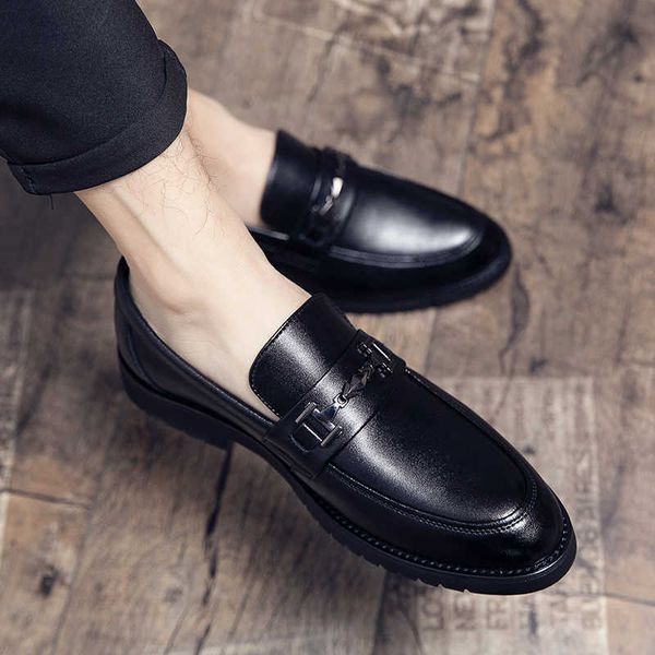 spring and autumn busins one foot casual sho, youth trend, versatile horse title buckle, pointed leather inner heightening men's
spring and autumn busins one foot casual sho, youth trend, versatile horse title buckle, pointed leather inner heightening men's