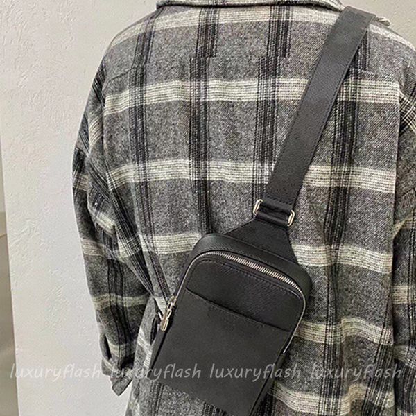 mens designer crossbody bags luxurys new chest bag fashion outdoor serial taigarama multifunctional zipper small shouler purses
mens designer crossbody bags luxurys new chest bag fashion outdoor serial taigarama multifunctional zipper small shouler purses