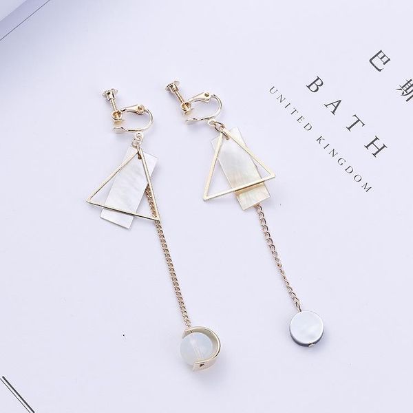 clip-on & screw back korea fashion long geometric tassl clip on earrings without piercing for female, Silver
clip-on & screw back korea fashion long geometric tassl clip on earrings without piercing for female, Silver