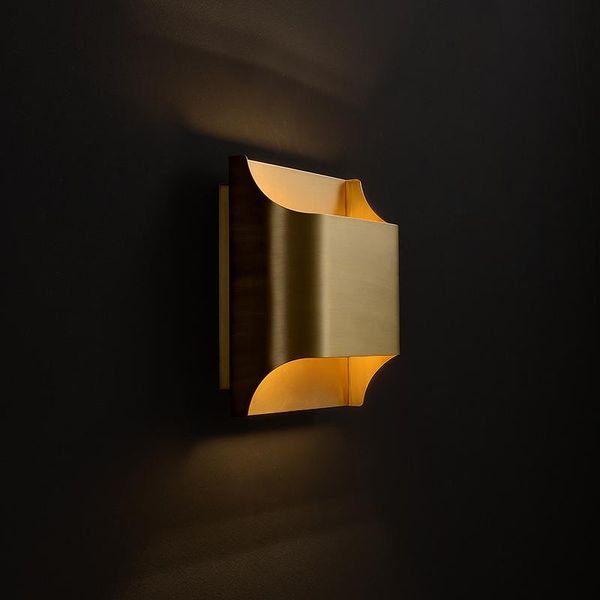 wall lamp modern minimalist living room background bedroom bedside lighting nordic style high-end copper retro aisle
wall lamp modern minimalist living room background bedroom bedside lighting nordic style high-end copper retro aisle