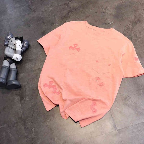 2022 factory wholesale new summer cross print letter pink round neck women loose casual short sleeve, White
2022 factory wholesale new summer cross print letter pink round neck women loose casual short sleeve, White