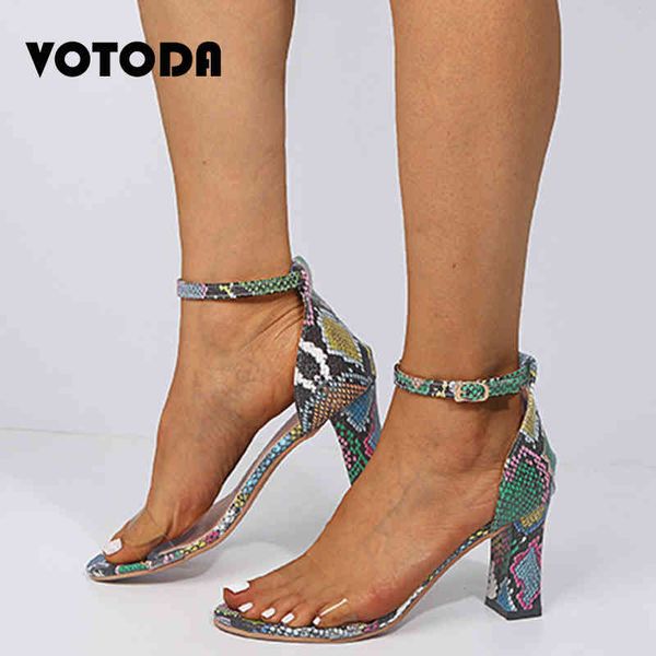 summer women snakes high heels printing open toe sandals lady slippers fashion transparent pu slides outdoor casual sandals c0330, Black
summer women snakes high heels printing open toe sandals lady slippers fashion transparent pu slides outdoor casual sandals c0330, Black