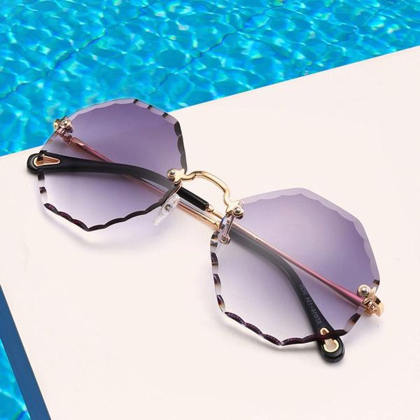 sunglasses hexagon women retro metal polygon frame sun glasses vintage ladies eye gafas de sol oculos, White;black
sunglasses hexagon women retro metal polygon frame sun glasses vintage ladies eye gafas de sol oculos, White;black