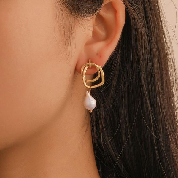 dangle & chandelier irregular geometrical splicing pearl earrings stud metal temperament joker woman fashion jewelry gifts, Silver
dangle & chandelier irregular geometrical splicing pearl earrings stud metal temperament joker woman fashion jewelry gifts, Silver