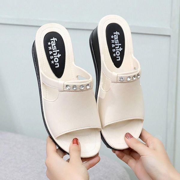 slippers women's summer wear non-slip slope with all-match home shoes ladies, Black
slippers women's summer wear non-slip slope with all-match home shoes ladies, Black