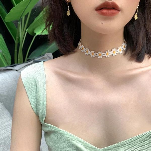 chokers fashion daisy collar women lace party casual bohemian yellow flower cute necklace white jewelry for, Golden;silver
chokers fashion daisy collar women lace party casual bohemian yellow flower cute necklace white jewelry for, Golden;silver