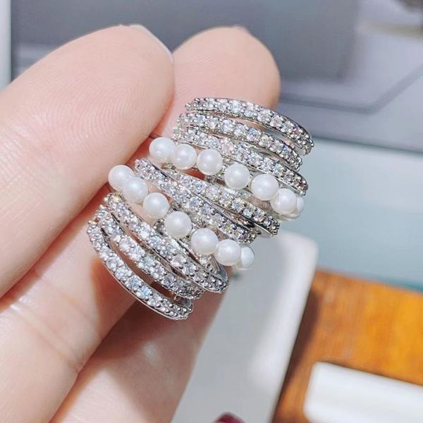 stud luxury twist earrings cubic zirconia earring arrival pearl jewelry for women wedding girl party e7834, Golden;silver 
stud luxury twist earrings cubic zirconia earring arrival pearl jewelry for women wedding girl party e7834, Golden;silver