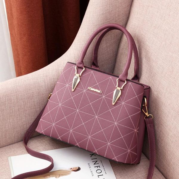 2021 embroidery bag ladies new handbag spring thread fashion shoulder female mother hkqrd
2021 embroidery bag ladies new handbag spring thread fashion shoulder female mother hkqrd
