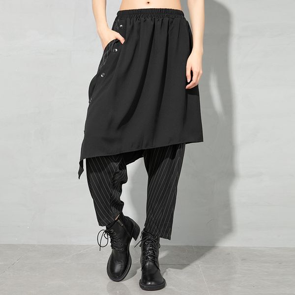 capris 2021 battered female cut elastic with high waist women's pants on fire, Black;white
capris 2021 battered female cut elastic with high waist women's pants on fire, Black;white