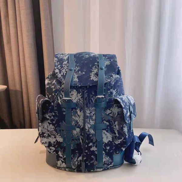 2021 spring designer backpack leisure backpacks mountaineering bag large capacity drawstring shopping travel bags men's and women'
2021 spring designer backpack leisure backpacks mountaineering bag large capacity drawstring shopping travel bags men's and women'