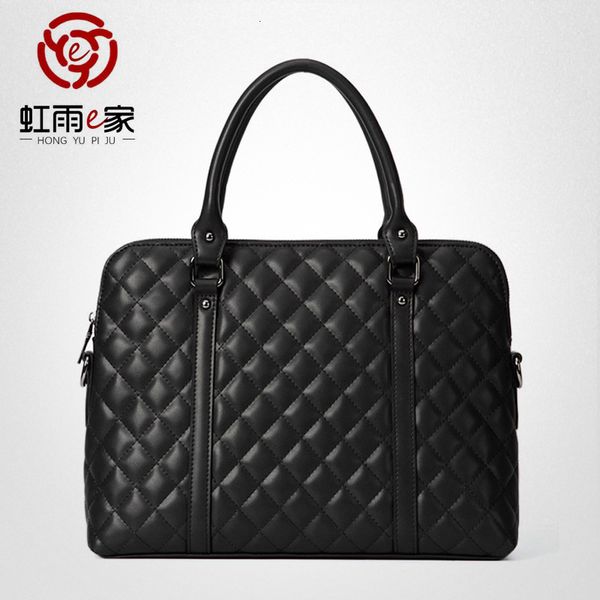 Messenger BagsLeather Single Handbag Women's Shoulder Messenger Large Capacity Laptop Bag Business Briefcase for Men
Messenger BagsLeather Single Handbag Women's Shoulder Messenger Large Capacity Laptop Bag Business Briefcase for Men