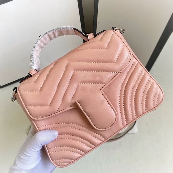 luxurys designers cowhides leather shoulder bags chain purse fashion wave chains purses cowhide handbag presbyopic card holder evening bag m
luxurys designers cowhides leather shoulder bags chain purse fashion wave chains purses cowhide handbag presbyopic card holder evening bag m