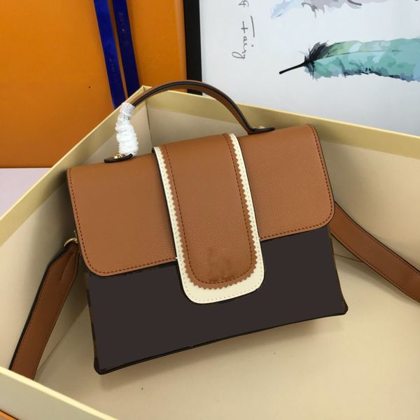 2021 locky handbag brown canvas with leather bb female handbags size: 26*20*10 v-111
2021 locky handbag brown canvas with leather bb female handbags size: 26*20*10 v-111