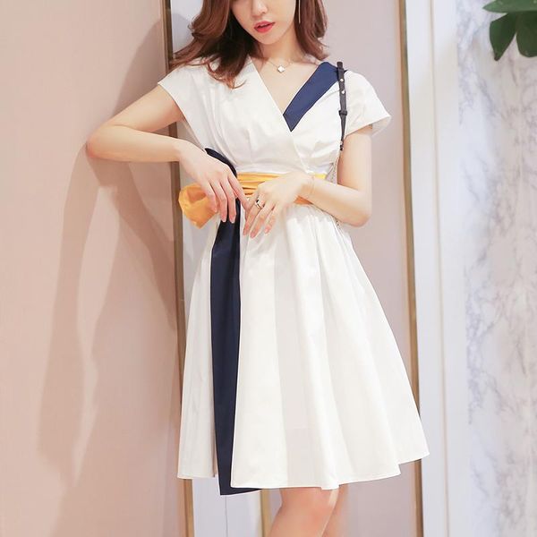 casual dresses 2021 summer women's plus size dress color matching v-collar slim sleeveless lady elegant party mini vestidos, Black;gray
casual dresses 2021 summer women's plus size dress color matching v-collar slim sleeveless lady elegant party mini vestidos, Black;gray