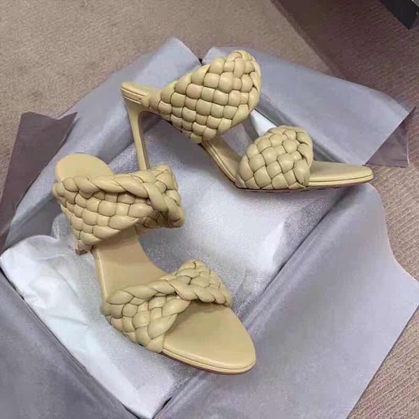 check soft leather sandals for women in europe and america 2021 high-heeled slippers fashion, Black
check soft leather sandals for women in europe and america 2021 high-heeled slippers fashion, Black