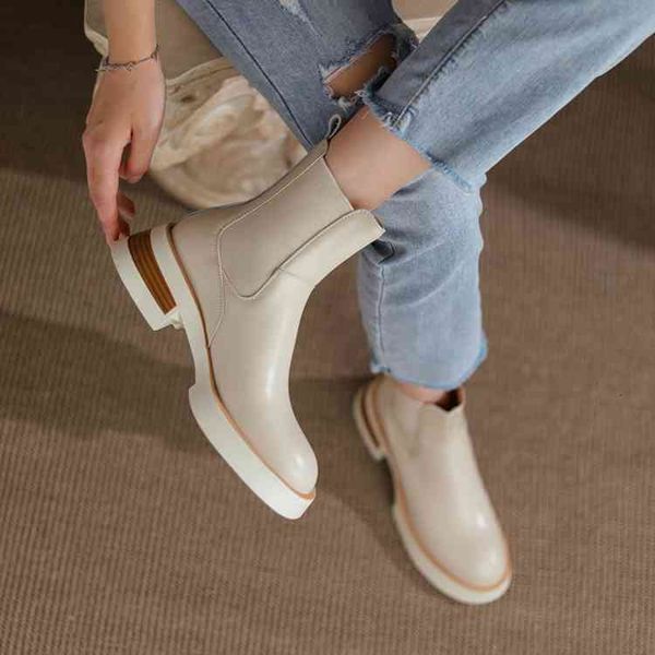 boots women's round head thick heel anti-skid boots, platform shoes, retro style, winter, 60x6, Black
boots women's round head thick heel anti-skid boots, platform shoes, retro style, winter, 60x6, Black
