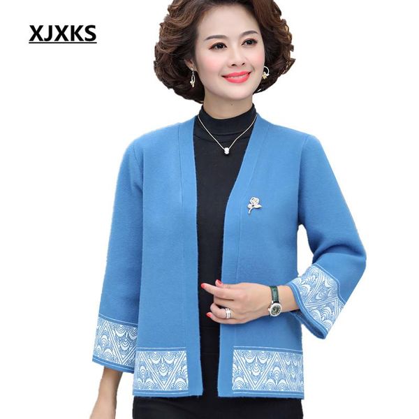 comfortable cashmere knit cardigan women sweaters 2021 autumn winter loose plus size sweater coat women's jackets, Black;brown
comfortable cashmere knit cardigan women sweaters 2021 autumn winter loose plus size sweater coat women's jackets, Black;brown