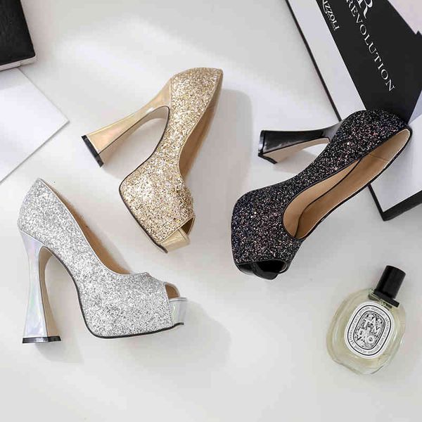 chunky heels peep toe pvc clear rhinestone luxury women designer shoes size 35 to 41, Black
chunky heels peep toe pvc clear rhinestone luxury women designer shoes size 35 to 41, Black