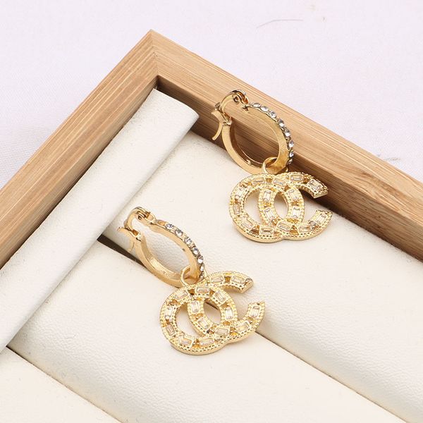 small fragrance inlaid with zircon, simple and small, short earhook, elegant and personalized french earrings and accessories black friday, Golden;silver
small fragrance inlaid with zircon, simple and small, short earhook, elegant and personalized french earrings and accessories black friday, Golden;silver