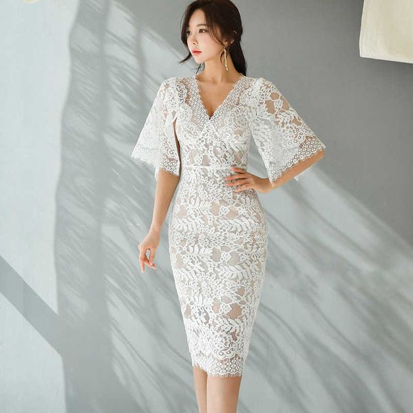 summer solid color women lace dresses elegant hollow out see through bodycon pencil dress korea sheath vestidos 210529, Black;gray
summer solid color women lace dresses elegant hollow out see through bodycon pencil dress korea sheath vestidos 210529, Black;gray