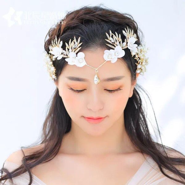 hair clips & barrettes 2021 bride headdress handmade silk yarn flower frontlet wedding dress ornaments crown v style crystal golden accessor, Golden;silver
hair clips & barrettes 2021 bride headdress handmade silk yarn flower frontlet wedding dress ornaments crown v style crystal golden accessor, Golden;silver