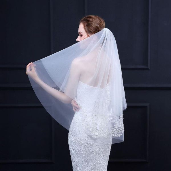 bridal veils simple double-layer bride wedding veil with hair comb easy to wear delicate lace flower, Black
bridal veils simple double-layer bride wedding veil with hair comb easy to wear delicate lace flower, Black