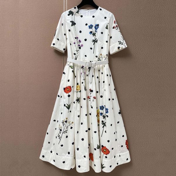 100% cotton 2021 spring summer female retro flower impression elegant vacation length medium white with belt, Black;gray
100% cotton 2021 spring summer female retro flower impression elegant vacation length medium white with belt, Black;gray
