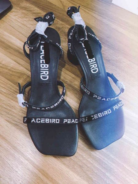 pure give home back bird yuan all guest material letter ribbon one word belt low heel open toe sandals yw, Black 
pure give home back bird yuan all guest material letter ribbon one word belt low heel open toe sandals yw, Black