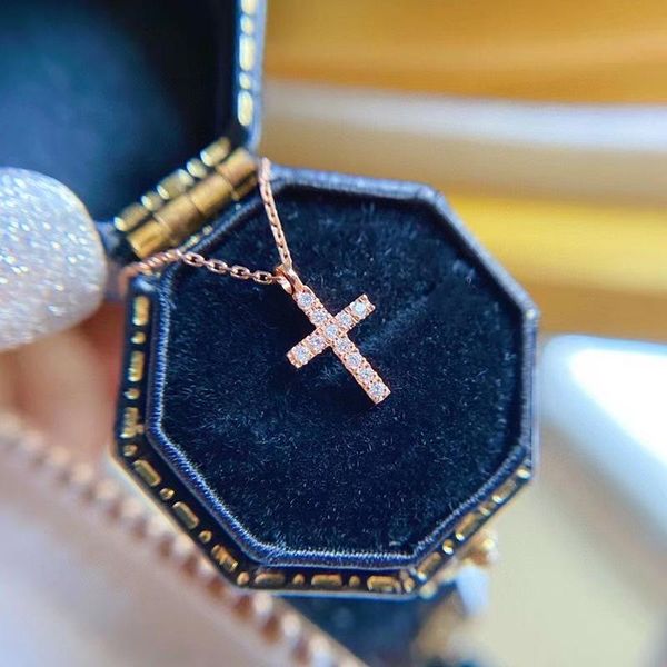 light luxury niche design feeling full of diamond clavicle chain temperament simple 2021 tide necklace decoration pendant necklaces, Silver
light luxury niche design feeling full of diamond clavicle chain temperament simple 2021 tide necklace decoration pendant necklaces, Silver