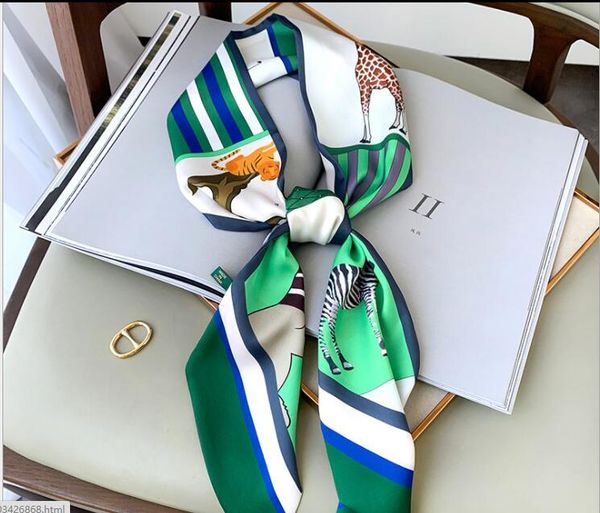 2021 vintage fine narrow long silk female decorative pointed scarf binding bag hair belt ribbon, Blue;gray
2021 vintage fine narrow long silk female decorative pointed scarf binding bag hair belt ribbon, Blue;gray
