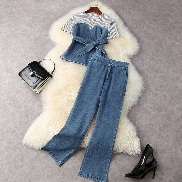pant suits women's summer fashion casual 2pcs set 2021 stripes patchwork tee + high waist micro bell-bottomed denim jean two piece pant, White
pant suits women's summer fashion casual 2pcs set 2021 stripes patchwork tee + high waist micro bell-bottomed denim jean two piece pant, White