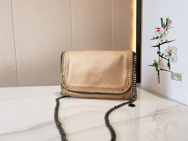 women luxury shoulder bags 2021 autumn new fashion crossbody bag high-quality solid shaggy deer leather high-capacity postman-bags handbags
women luxury shoulder bags 2021 autumn new fashion crossbody bag high-quality solid shaggy deer leather high-capacity postman-bags handbags