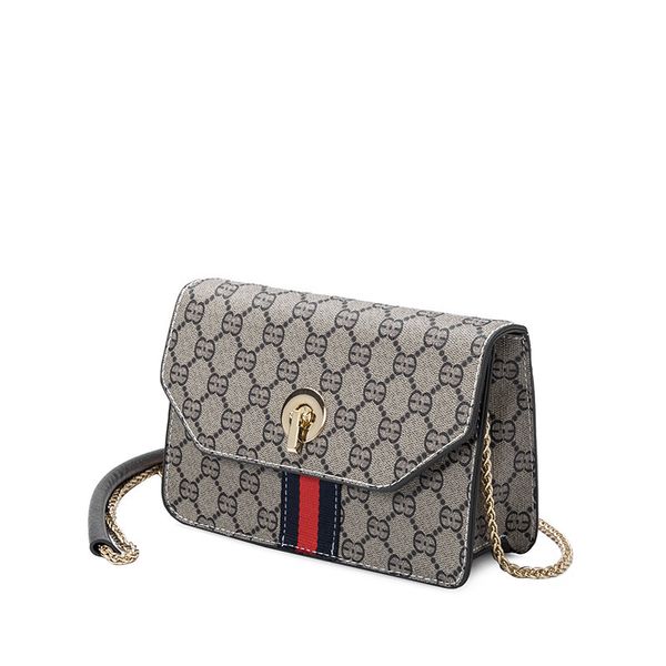 stripe contrast color leisure net red envelope single shoulder diagonal cross bag versatile women's purse
stripe contrast color leisure net red envelope single shoulder diagonal cross bag versatile women's purse