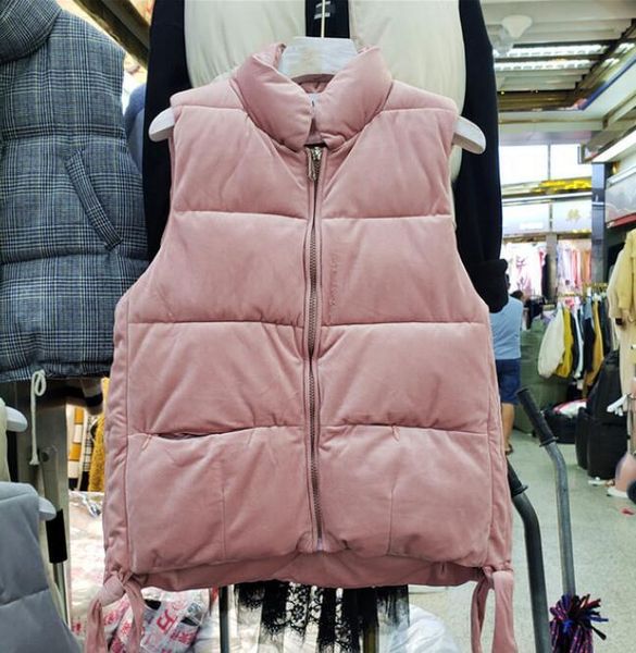 women's vests 2021 velvet vest short coat autumn winter women down padded thickened bread coats student sleeveless, Black;white
women's vests 2021 velvet vest short coat autumn winter women down padded thickened bread coats student sleeveless, Black;white