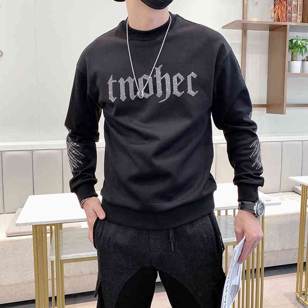 hoodies europe fall and winter personality fashion marks drill wings around the neck-long sweater, Black
hoodies europe fall and winter personality fashion marks drill wings around the neck-long sweater, Black