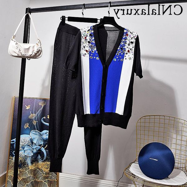 women's two piece pants spring summer 2021 diamonds v neck knitted women pieces set short sleeve cardigan + high waist pencil tracksuit, White
women's two piece pants spring summer 2021 diamonds v neck knitted women pieces set short sleeve cardigan + high waist pencil tracksuit, White