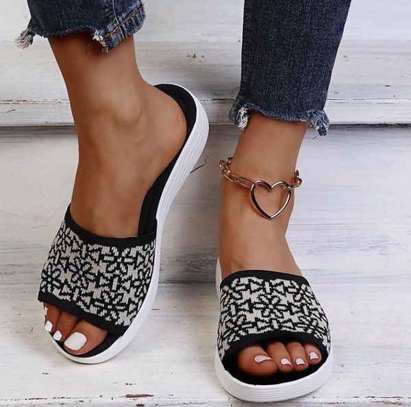 woen's slippers summer casual outdoor sandals beach shoes non-slip indoor soft sole, Black
woen's slippers summer casual outdoor sandals beach shoes non-slip indoor soft sole, Black