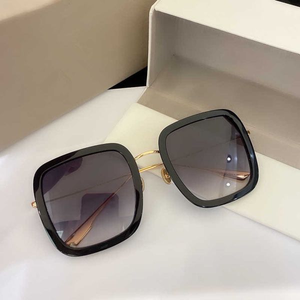 boven2 new fashion women sunglasses insideout large square frame goggles uv protection eyewear popular avant-garde style, White;black
boven2 new fashion women sunglasses insideout large square frame goggles uv protection eyewear popular avant-garde style, White;black