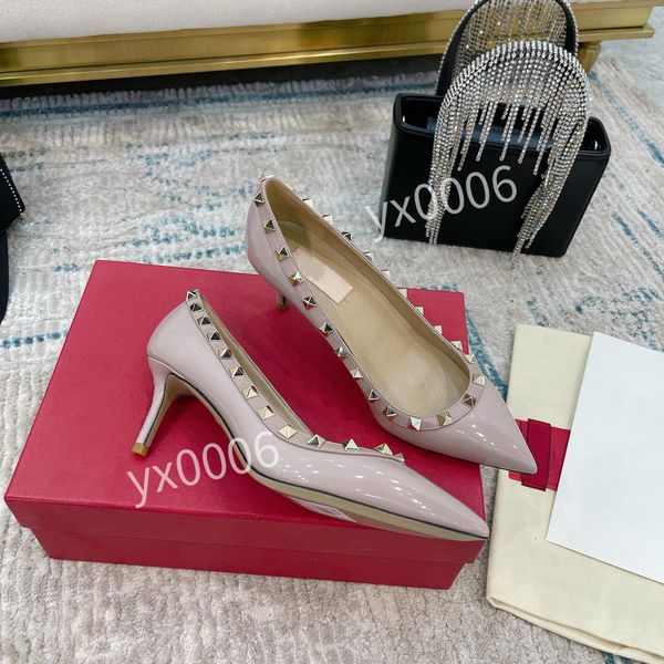 2021 new round-toe lace-up flat women luxury designer casual shoes stellar low-sneakers-style canvas shoes fashion breathable design yh21120, Red;white
2021 new round-toe lace-up flat women luxury designer casual shoes stellar low-sneakers-style canvas shoes fashion breathable design yh21120, Red;white