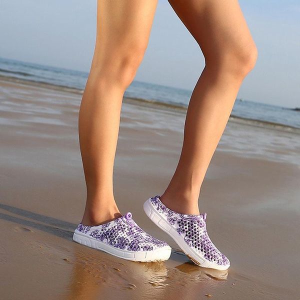 slippers 2021 womens casual breathable beach sandals valentine summer slip on women flip flops shoes home for, Black
slippers 2021 womens casual breathable beach sandals valentine summer slip on women flip flops shoes home for, Black