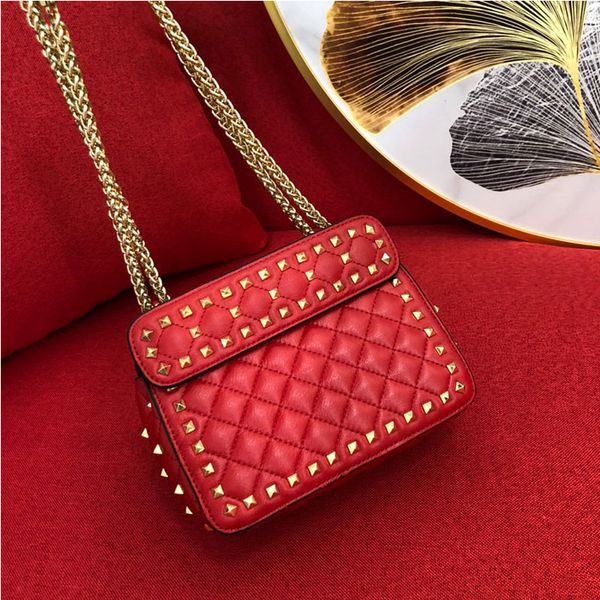 sheepskin shoulder bag women diamond check soft crossbody bags fine designer bags removable adjustable hardware zipper fast delivery
sheepskin shoulder bag women diamond check soft crossbody bags fine designer bags removable adjustable hardware zipper fast delivery