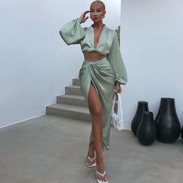 casual dresses peling satin v-neck summer women club long sleeve party dress high split v neck nightclub solid beach clothes, Black;gray
casual dresses peling satin v-neck summer women club long sleeve party dress high split v neck nightclub solid beach clothes, Black;gray