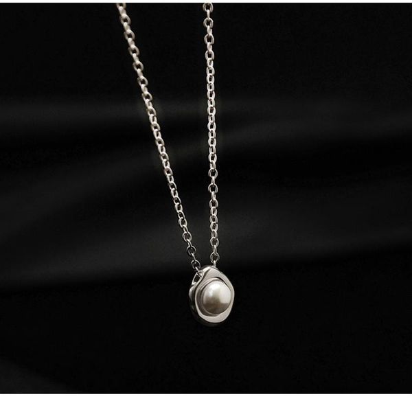 Fashion Gold Plated Stainless Steel Convex Shell Shape Necklaces For Women Jewelry, Simulated Pearl Neck Chain Pendant Necklace, Silver
Fashion Gold Plated Stainless Steel Convex Shell Shape Necklaces For Women Jewelry, Simulated Pearl Neck Chain Pendant Necklace, Silver